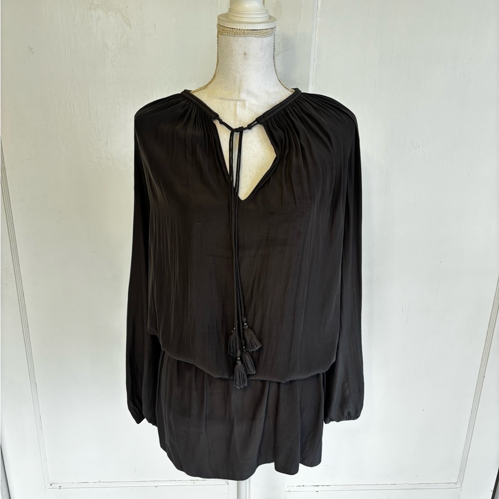 Elegant Paris Long Sleeve Dress in Dark gray - Picture 5 of 9